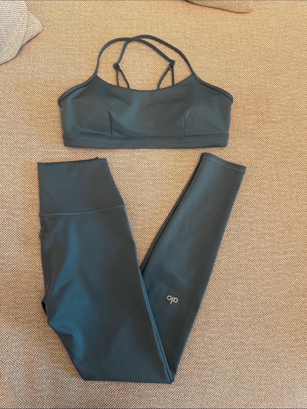 ALO Yoga Set